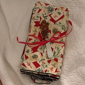 Mahjong Print Cloth Napkins with Spreader